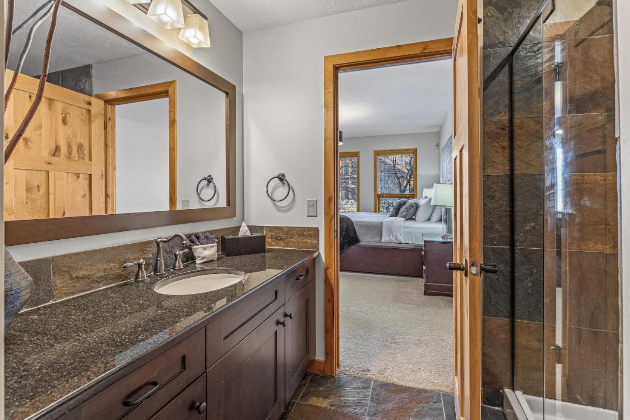 3 Bedroom Condo By Canadian Rockies Vacation Rentals Canmore Eksteriør bilde